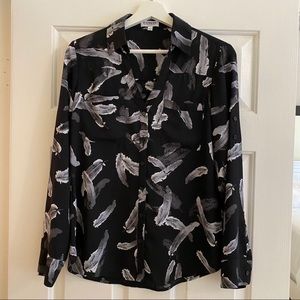 Express Portofino Blouse- Black White Feathers